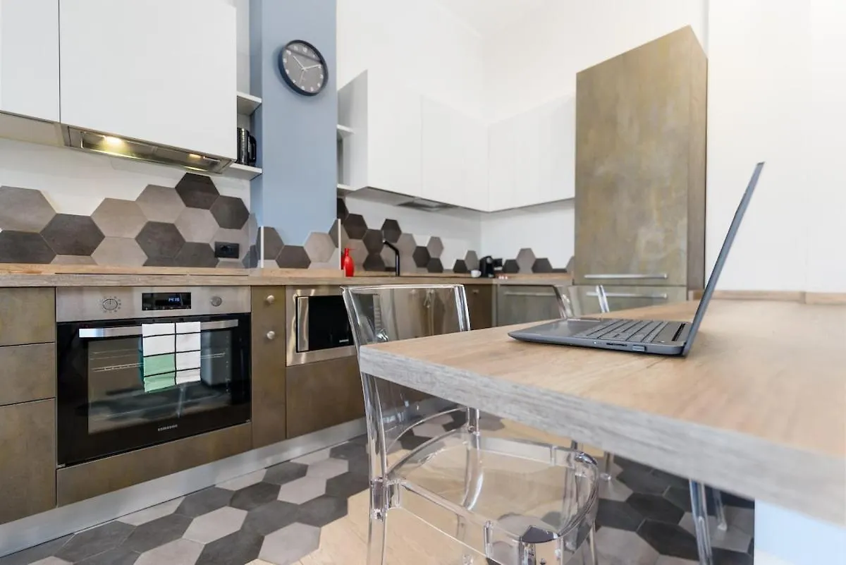 Urban Retreat 45 Apartment Milan